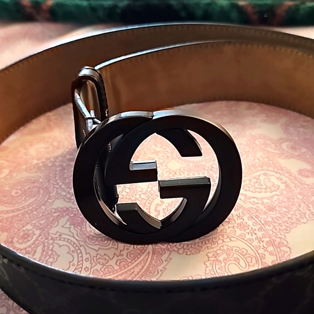 Gucci belt